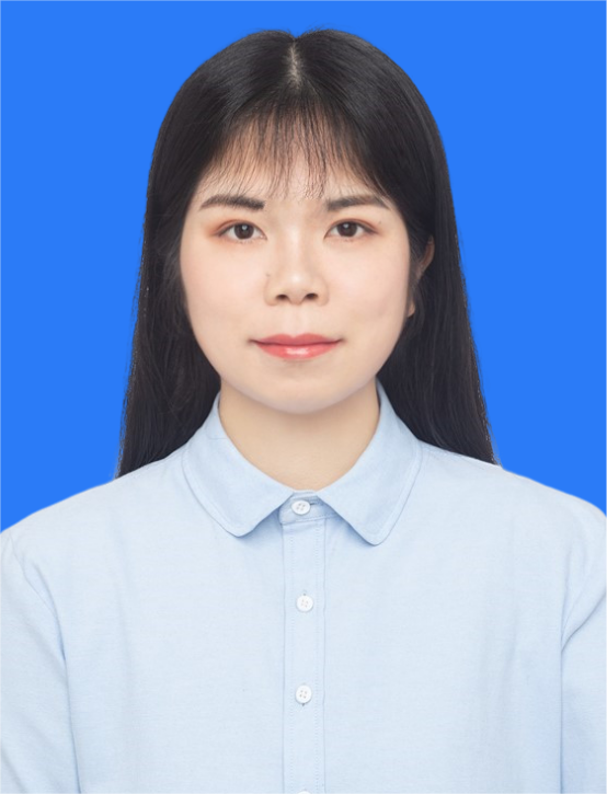 杨胜美 证件照.png