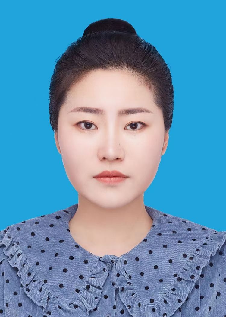 刘凌之证件照.jpg
